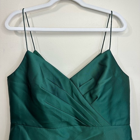 NWT ALFRED SUNG  D777 V-Neck Faux Wrap Cocktail Dress Hunter Green Size 18 - Picture 3 of 16